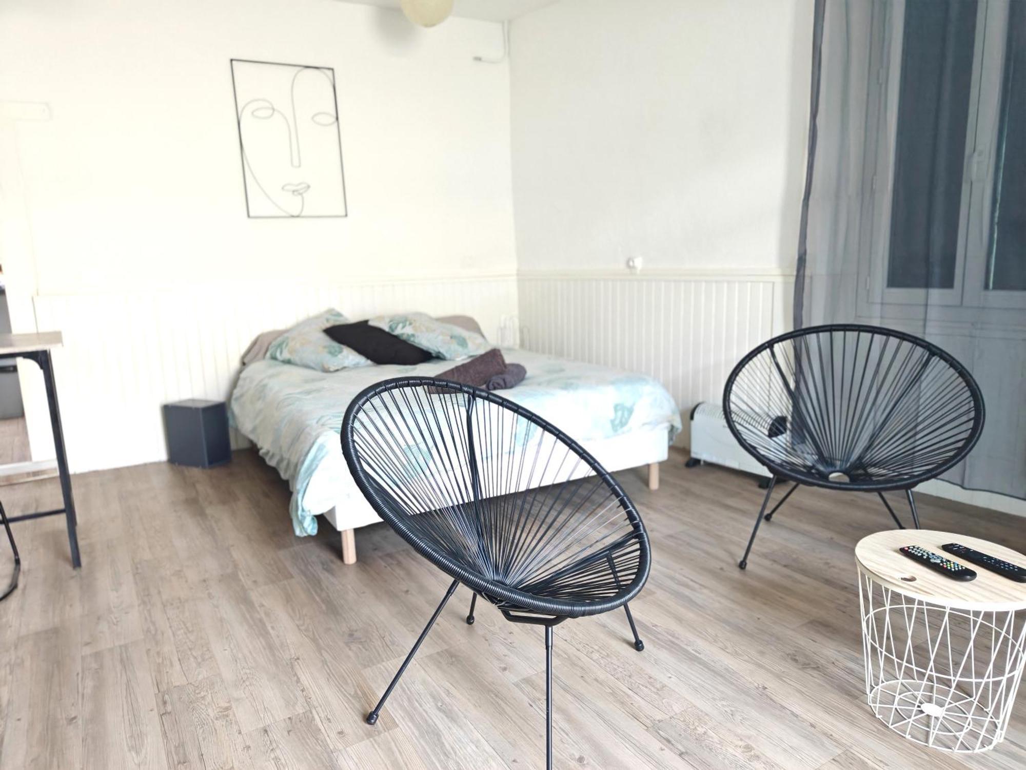Apartment Entier Proche Des Commerces - 1 A 2 Pers - Langon (Gironde)